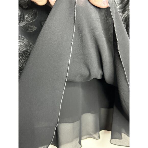 Chicos Black Label Women’s Tunic Medium Embroidered Black Floral Elegant Layered - Picture 12 of 13